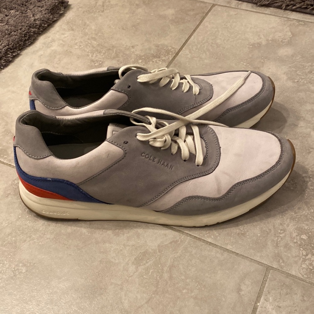 Cole Haan Size 10 Sneaker only worn a few times